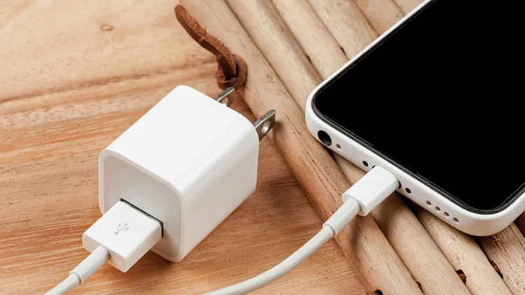 Màn hình iPhone 16