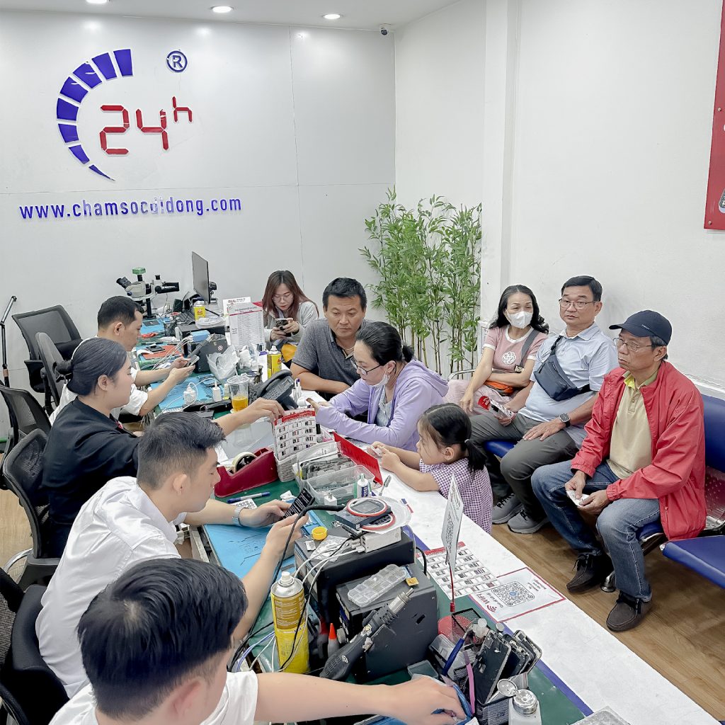 Mặt kính iPhone 16 Pro