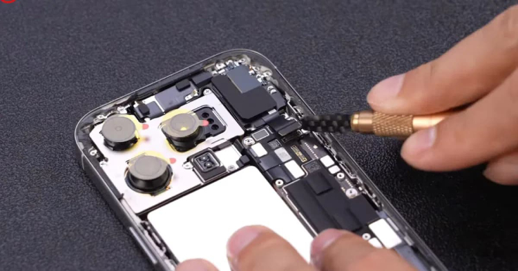 Màn hình iPhone 17 Air