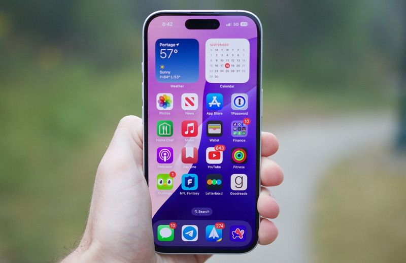 Măt kính iPhone 17