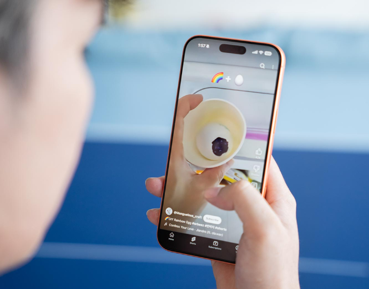 Mặt kính iPhone 17 Pro