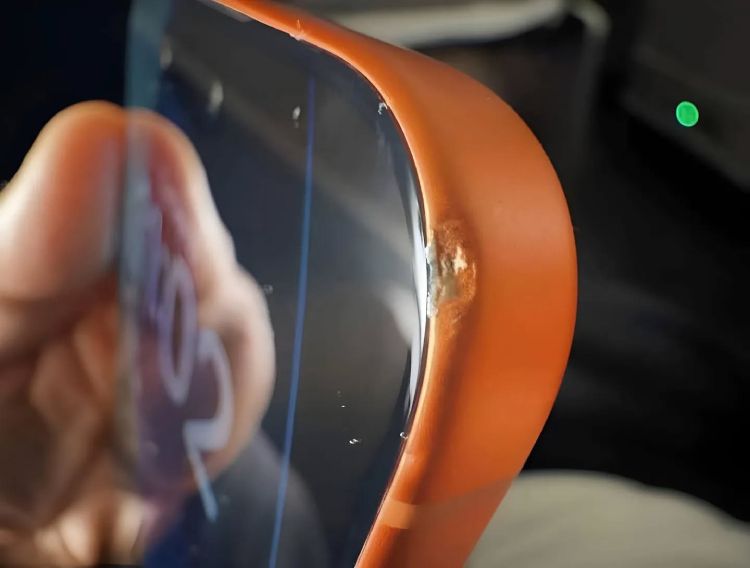 Mặt kính iPhone 17 Pro