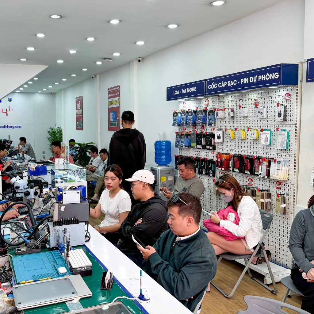 Mặt kính iPhone 17 Pro Max