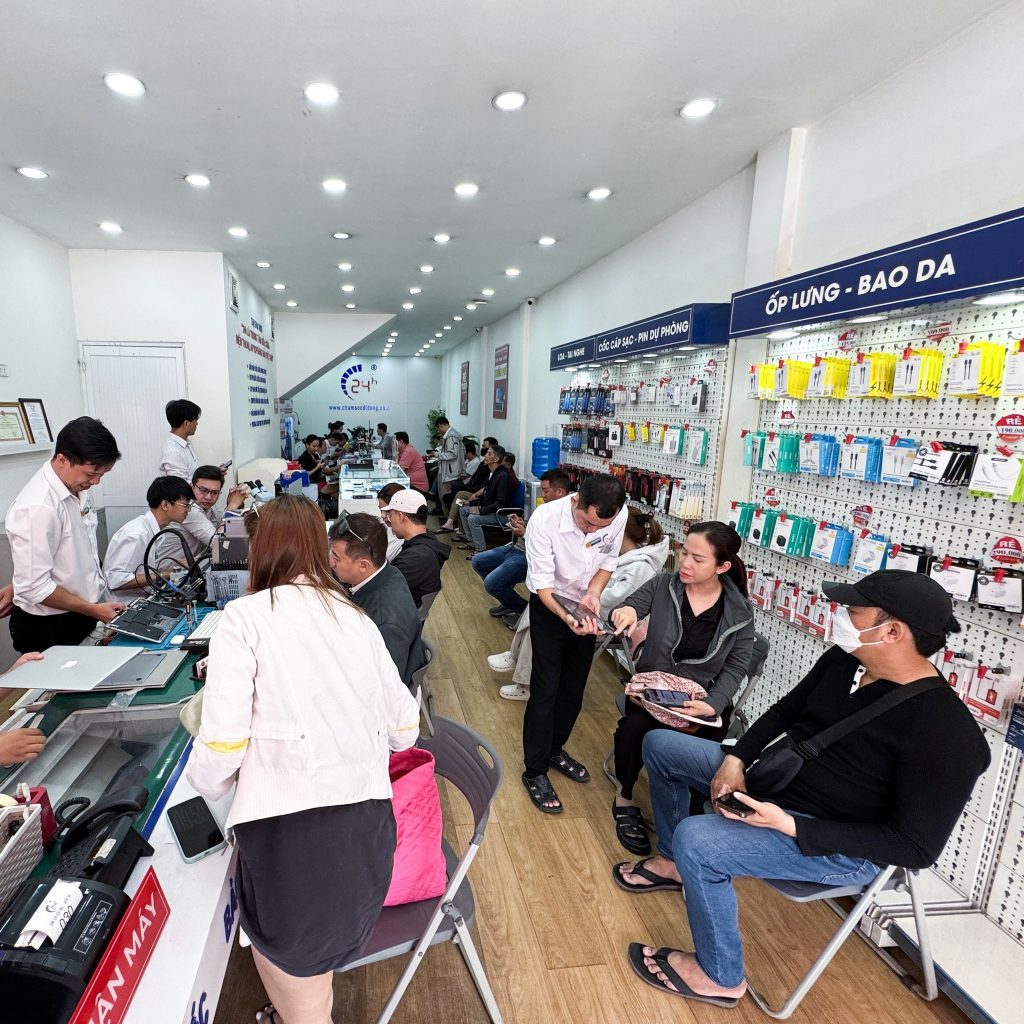 Mặt kính iPhone 17 Pro Max