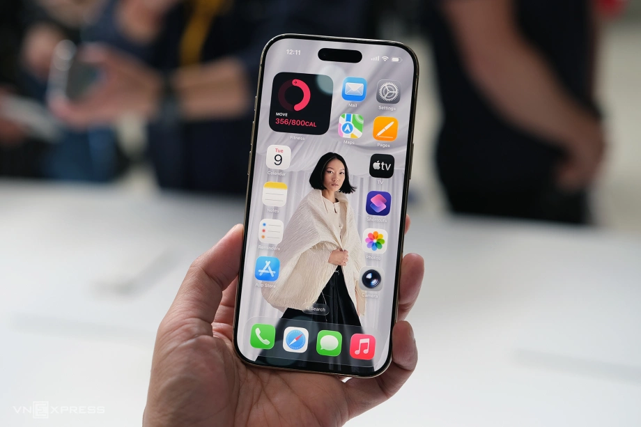 Mặt kính iPhone Air