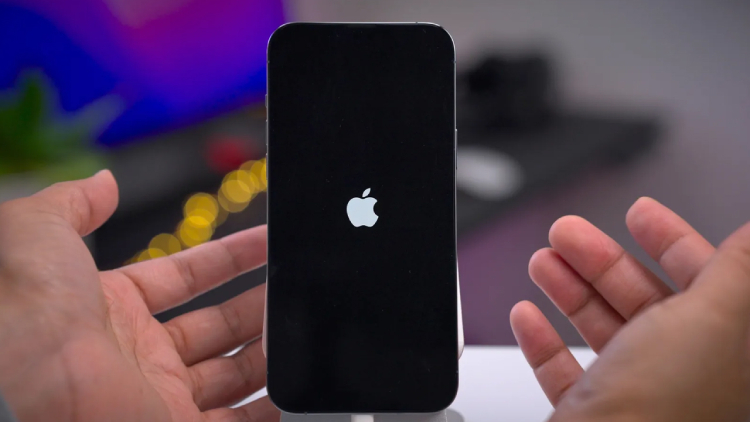 Pin iPhone 16 Pro Max